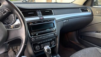 Prodám Škoda Superb II combi - 8