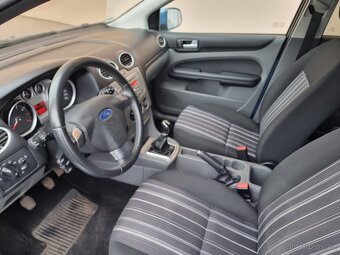 Ford Focus - 8