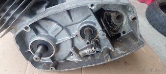 Čz 250/471 motor - 8