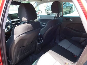 Hyundai Tucson 2.0CRDi 136kW AUTOMAT 4x4 PANORAMA TAŽNÉ - 8