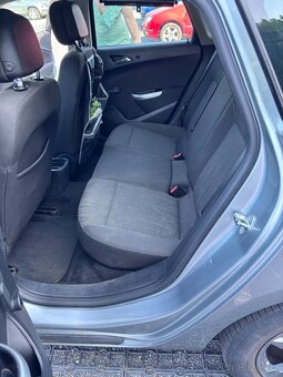 Opel Astra - 8