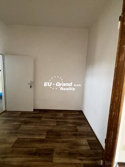 Pronájem bytu 1+1, 70 m2 - Varnsdorf, ev.č. 05766 - 8