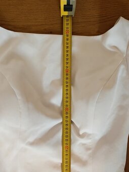 Sexy svatební šaty s odhalenými zády - 8