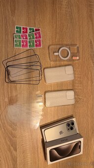 iPhone 15PRO 256gB - 8