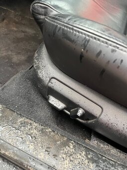 Vw golf 1.9tdi 74kw - 8