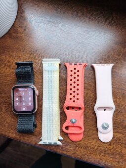 Apple iPhone 12, 256GB White + Watch SE 40mm, Gold - 8