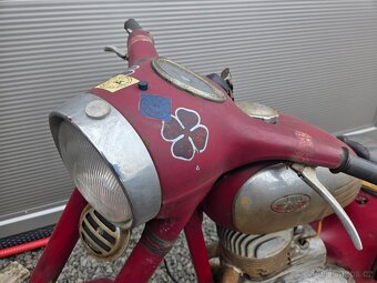 Jawa 250 panelka s doklady - 8