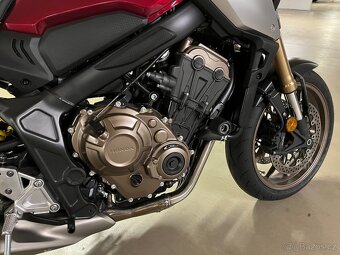 HONDA CB650R - 8