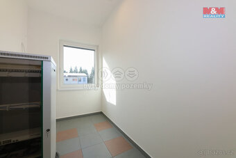 Pronájem kancelářského prostoru, 139 m², Staré Město - 8