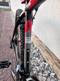 Trek - horské kolo 18,5" - 8