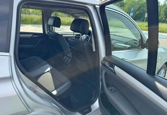 BMW X3 xDrive20d F25 4x4 - 8