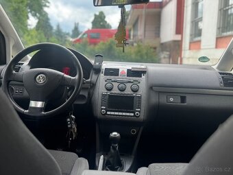Volkswagen touran cross NOVA STK - 8
