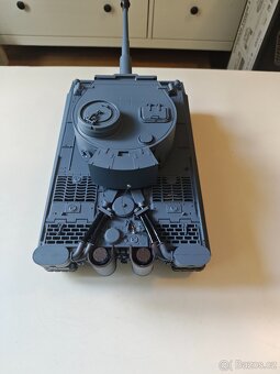 RC tank Tiger I. - 8