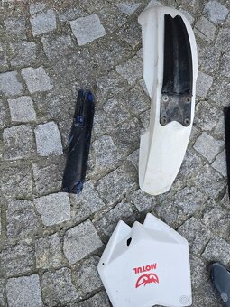 Plasty husqvarna 125 2007 - 8