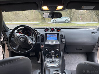 Nissan 370Z - 8