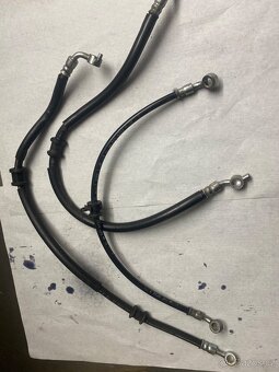 Nahradni dily suzuki gsxr 600 - 8