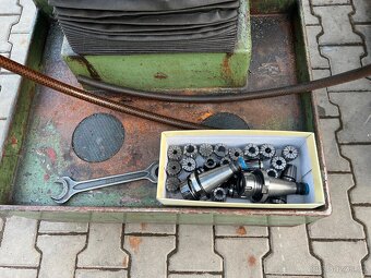 Frezka TOS FN 32 - 8