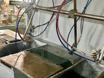 Automatický stroj na lakování pásů MAKOR CSP4 - 8