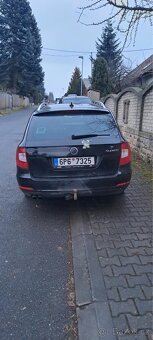 Superb 2012 1.6 nafta - 8