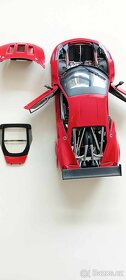 Ferrari 458 Italia GT2 1:18 (hw elite) - 8