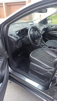 Ford Kuga Vignale 4x4 1.5 Benzín - 8