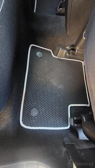 Mazda 3 - 8
