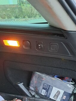 Citroen c5 x7 2.0 hdi combi - 8
