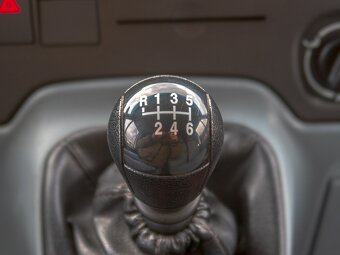 Ford Transit ČR 2.2TDCI CEBIA – VELMI ČISTÝ - 8