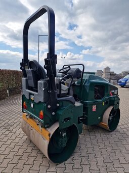 Caterpillar, CAT CB24B - 8