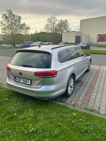 Volkswagen Passat 2.0TDI 110kw - 8