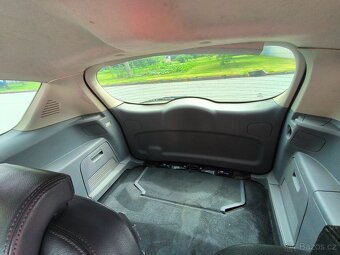 Ford S-Max 2,2 129kw na díly - 8