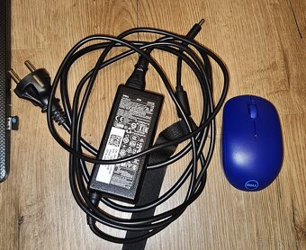 Dell notebook Vostro 3580 - 8