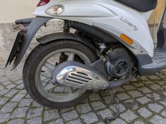Piaggio Liberty 125 s velkým kufrem /boxem - 8