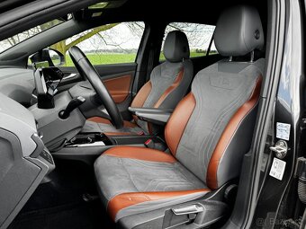 Volkswagen ID.4, 82kWh,SoH 88% ,T.Čerpadlo,vč. DPH 529 000,- - 8