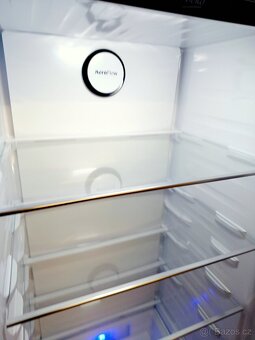 Nová lednice BEKO NeoFrost 203 cm, ZÁRUKA - 8