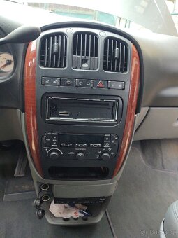 Chrysler Grand Voyager 3.3 V6 , LPG, AWD (4x4), r.v. 2006 - 8