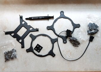 Vodní chlazení ID-COOLING FROSTFLOW X 120 AIO - 8