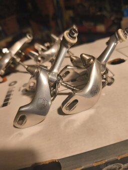 Brzdy Campagnolo - 8