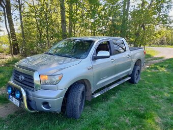 Prodám Toyota Tundra 4x4 ,5.7 ,8V - 8