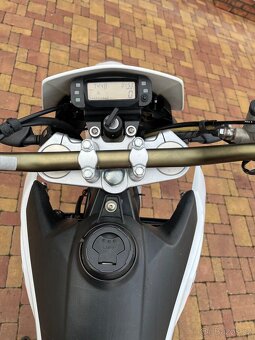 Mondial SMX 125E - 8