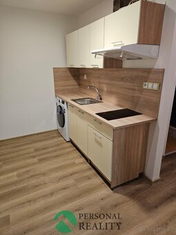 Prodej byty 1+1, 41 m2 - Karlovy Vary, ev.č. 02282 - 8