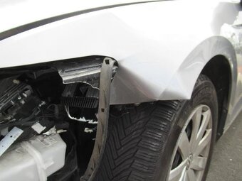 VW Passat B8 2.0TDI 110kW DSG R-line - 8