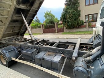 Třístranná sklápěcí korba Kov Velim - 8
