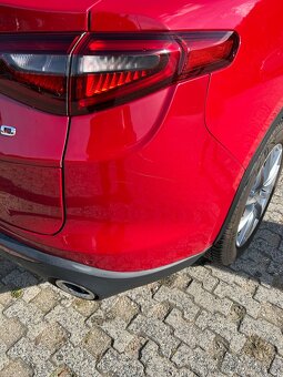 Alfa Romeo Stelvio 2.0 - 8