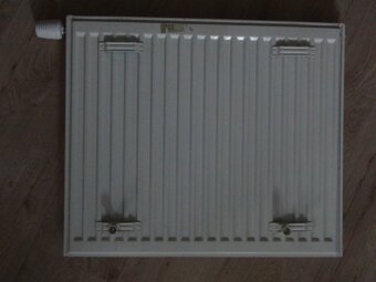 Deskový radiátor Korado 60x70x6 - 8