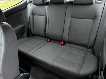 VW Golf V 1.4i 55kw, r.2005, serviska, STk, klima - 8