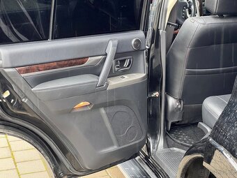 PAJERO 3.2 DI-D DAKAR EDTION - 8