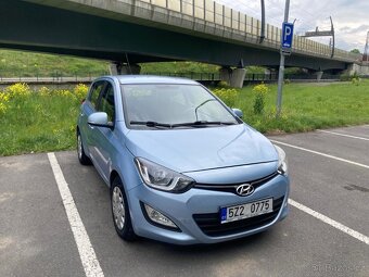 Hyundai i20 1.2 63 kw - vysoký nájezd - 8