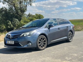 Toyota avensis - 8