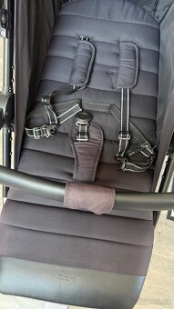 Sportovní kočárek - 8